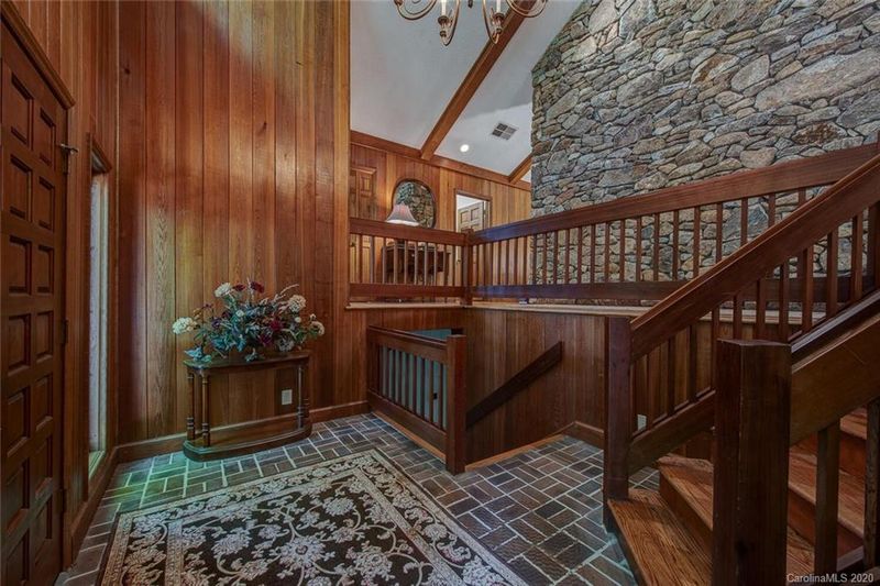 2967 Grampian Dr, Gastonia, NC 28054
