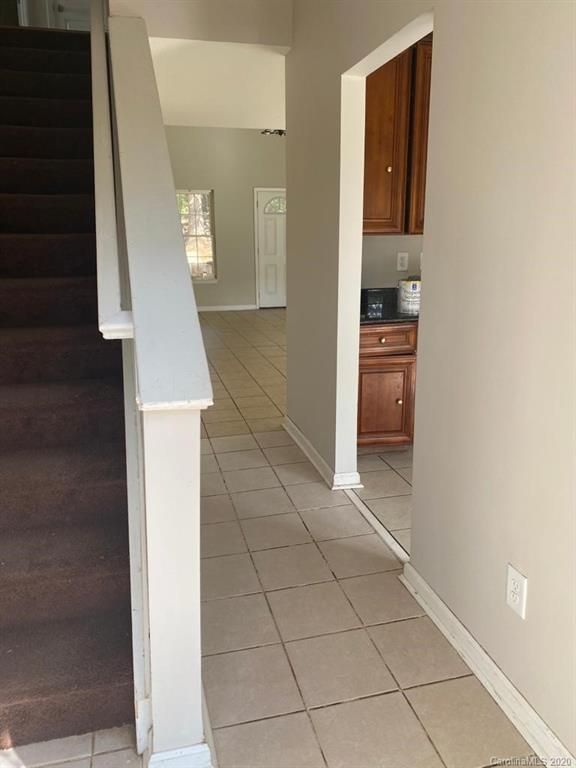 346 Graham Meadow Dr, Charlotte, NC 28213