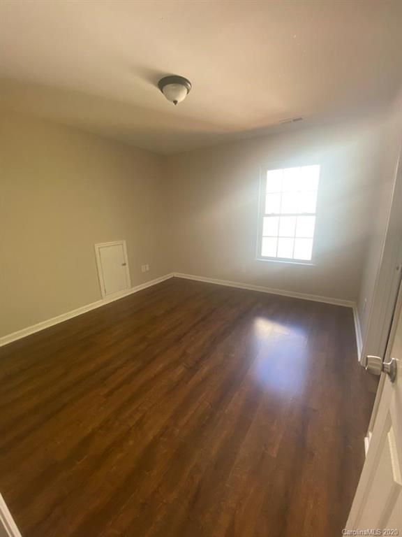 346 Graham Meadow Dr, Charlotte, NC 28213