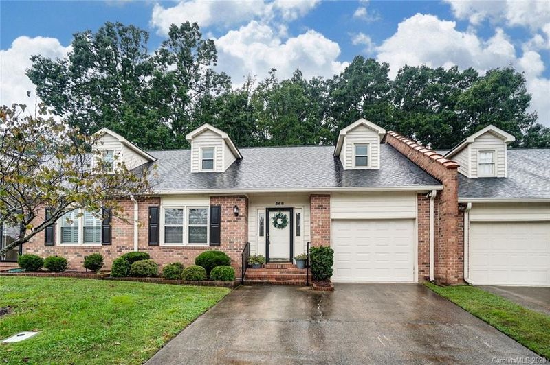 568 Camrose Cir, Concord, NC 28025