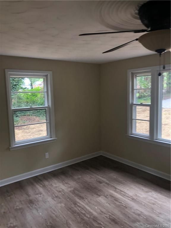 4466 Section House Rd, Hickory, NC 28601