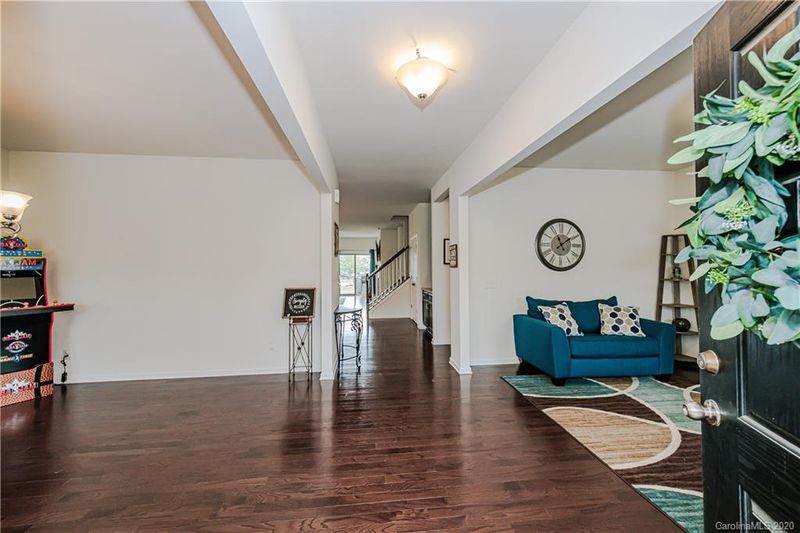 1904 Yellow Daisy Dr, Matthews, NC 28104