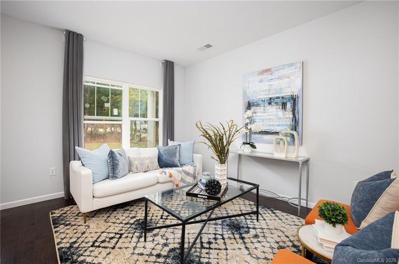 1118 Rhyne Rd, Charlotte, NC 28214