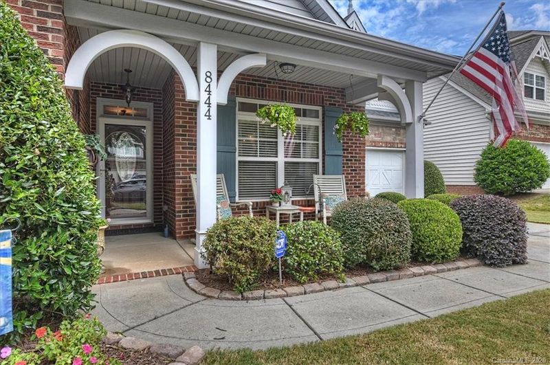 8444 Whitehawk Hill Rd, Waxhaw, NC 28173