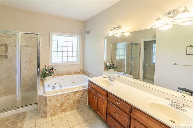 3011 Patrick Place Cir, Lake Wylie, SC 29710