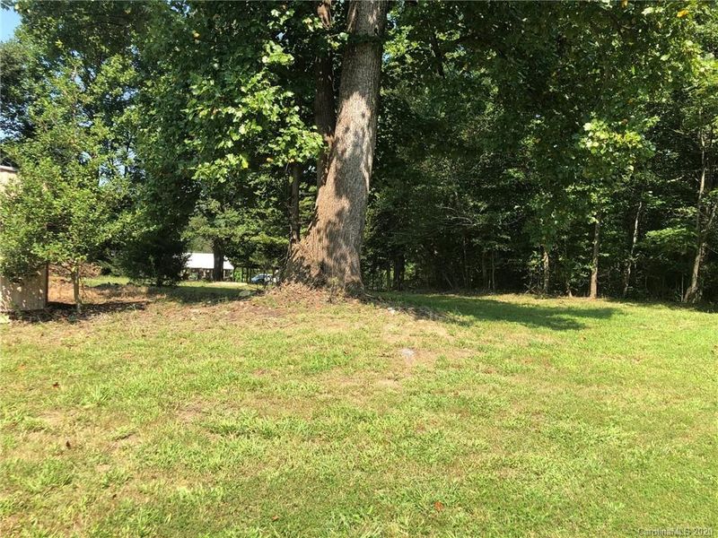 2818 Rhoney Farm Rd #1, Vale, NC 28168