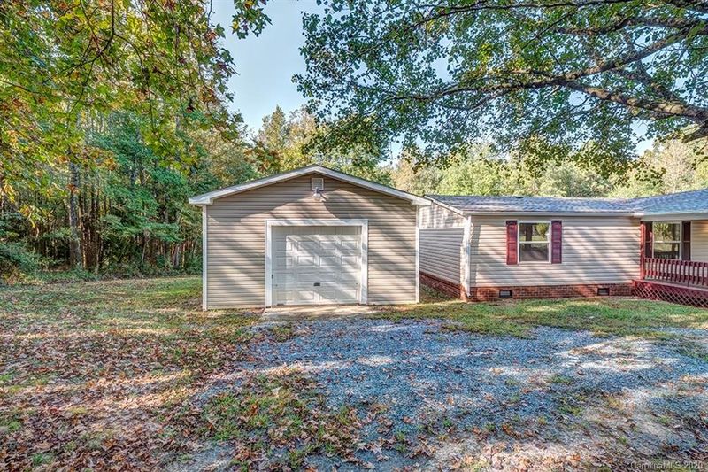 1427 Forest Ln, Monroe, NC 28112