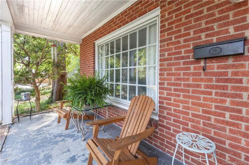 2801 Holt St, Charlotte, NC 28205