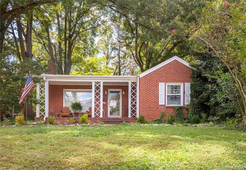 2801 Holt St, Charlotte, NC 28205