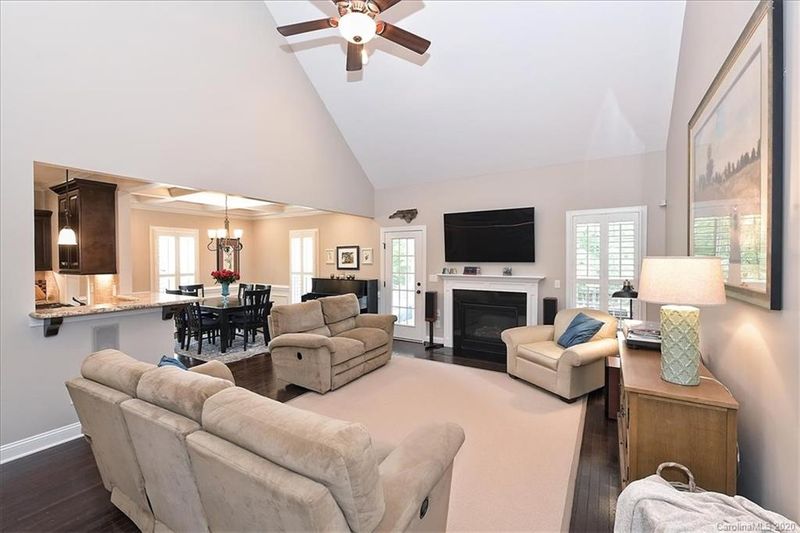 4716 Mcdade Ln, Gastonia, NC 28056