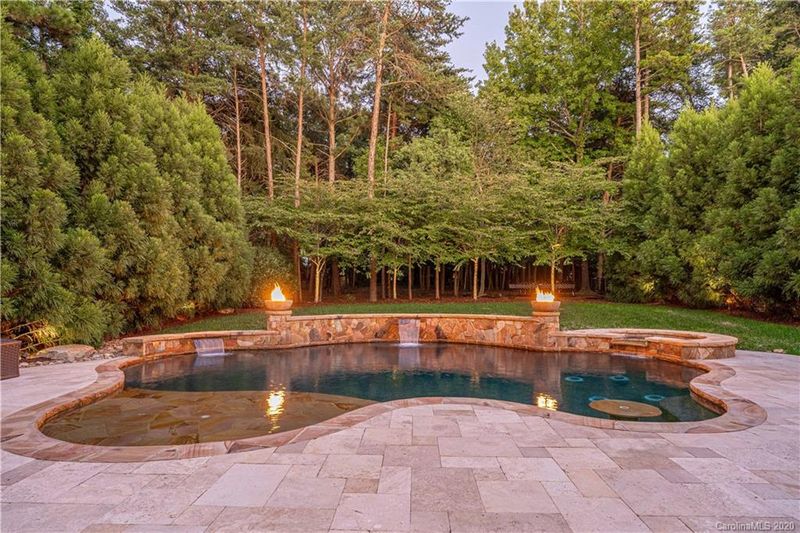 20630 Queensdale Dr, Cornelius, NC 28031