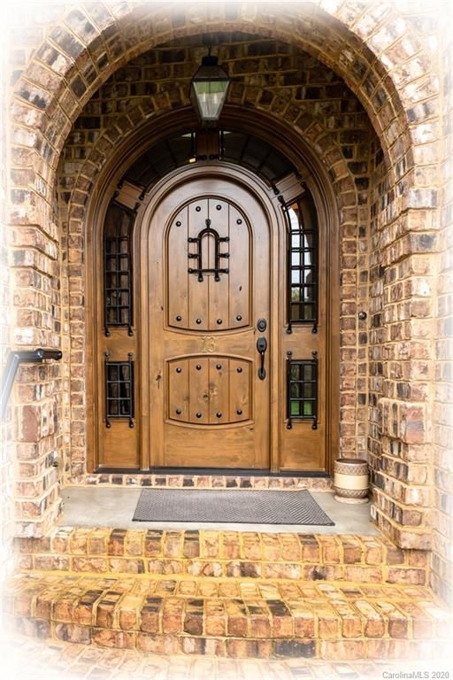 13 39th Avenue Dr NW #1, Hickory, NC 28601
