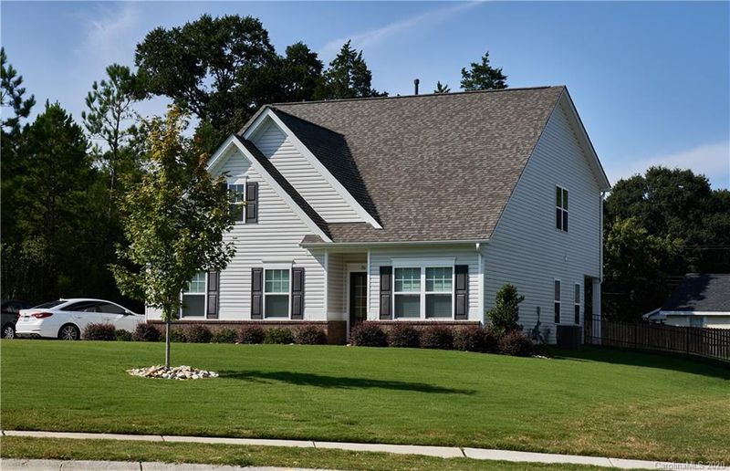 116 Marabou Ct, Mount Holly, NC 28120