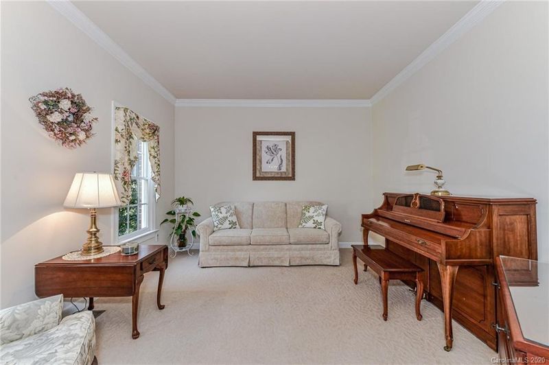 4949 Shannamara Dr, Matthews, NC 28104