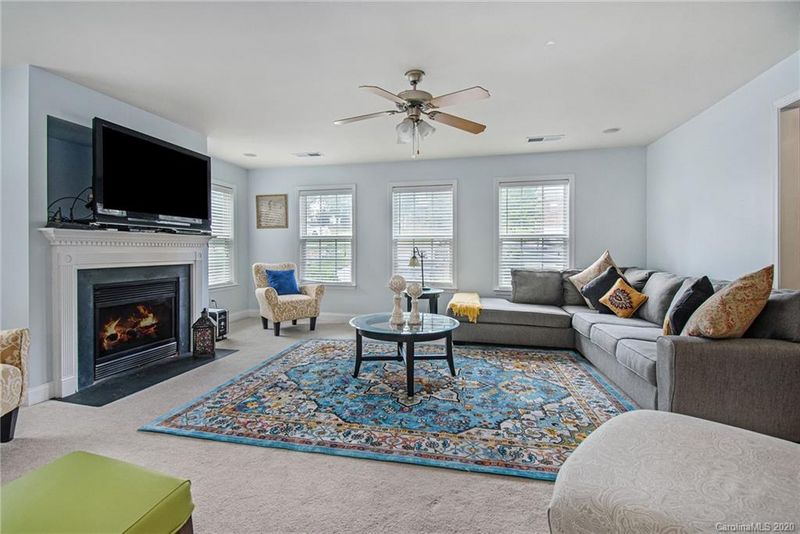 2400 Cagle Ct, Gastonia, NC 28056