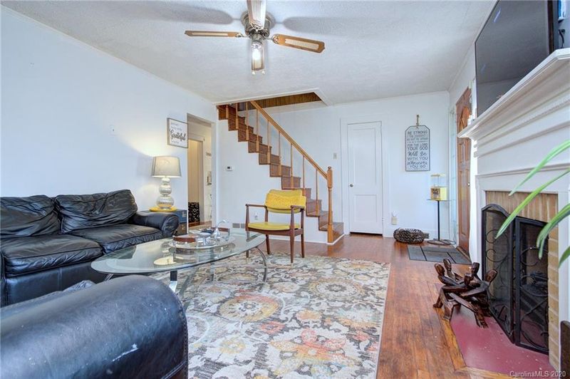 1703 Central Dr, Kannapolis, NC 28083