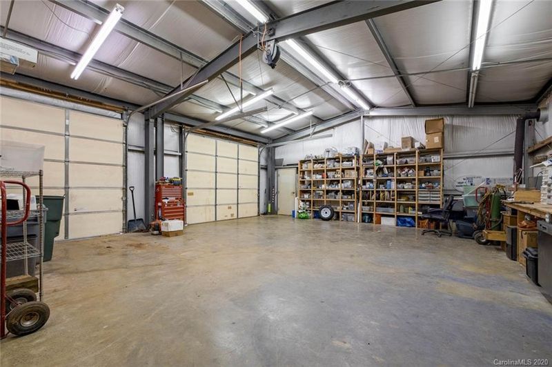 399 Stutts Rd, Mooresville, NC 28117