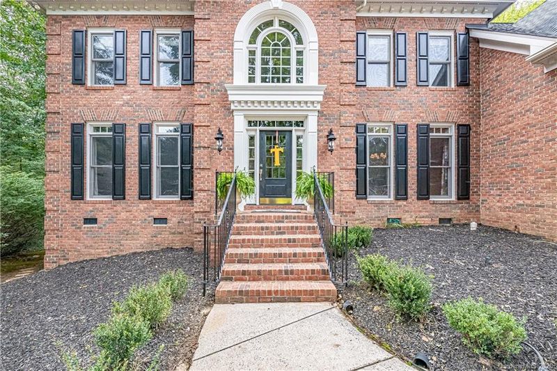 7122 Skipton Ln, Charlotte, NC 28277