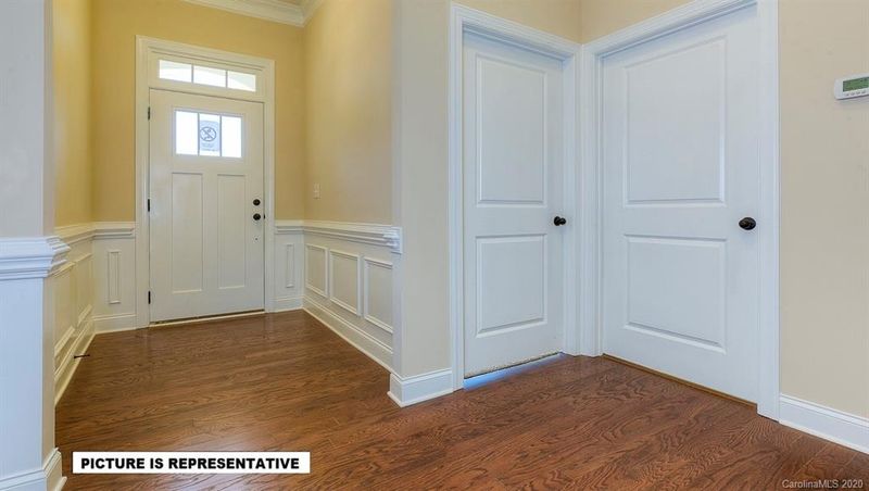 169 Hanks Bluff Dr, Mooresville, NC 28117