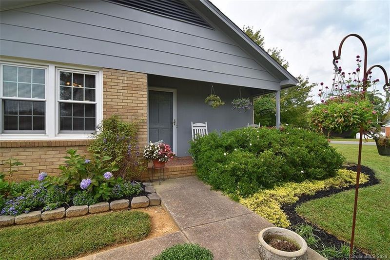 5904 Bridle Trl, Indian Trail, NC 28079