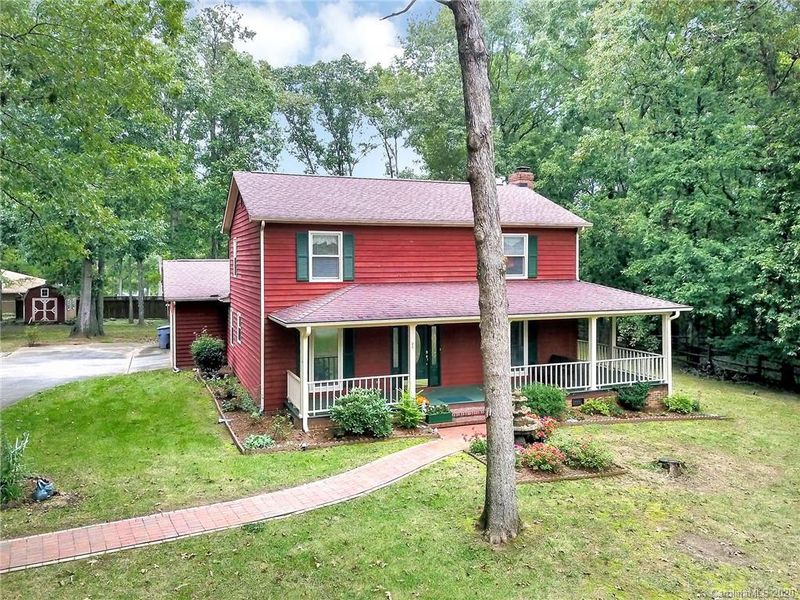 8033 Grosse Pointe Ln, Charlotte, NC 28227