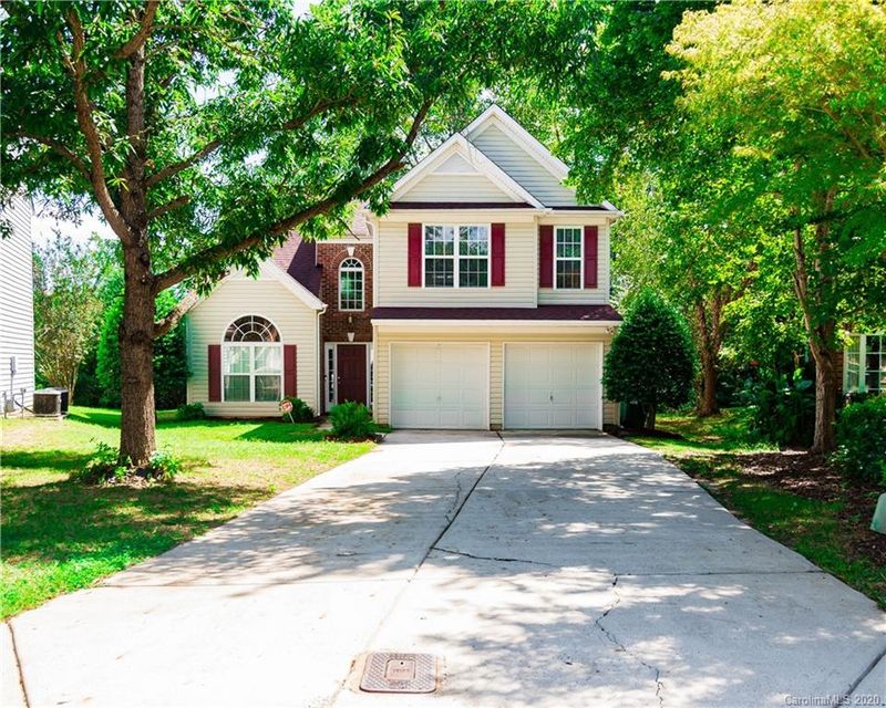 7833 Cafferty Cir, Charlotte, NC 28215
