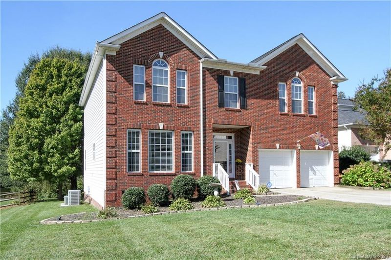 5362 Cambridge Bay Dr, Charlotte, NC 28269