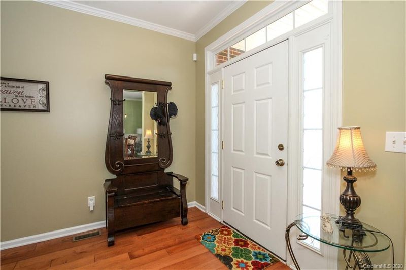 5362 Cambridge Bay Dr, Charlotte, NC 28269