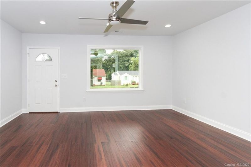 1037 Druid Cir, Charlotte, NC 28206