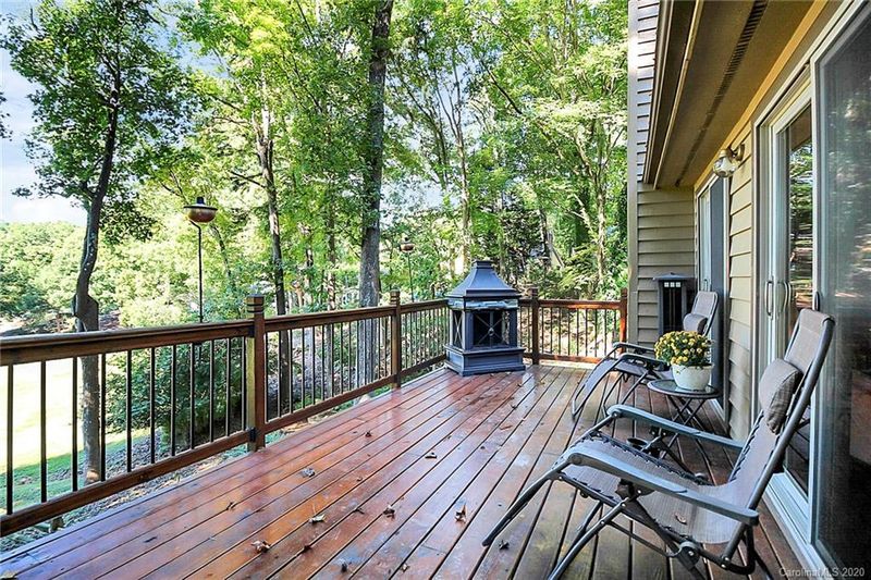 1201 Molokai Dr, Tega Cay, SC 29708