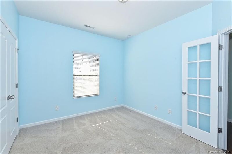 1823 Damascus St, Charlotte, NC 28213