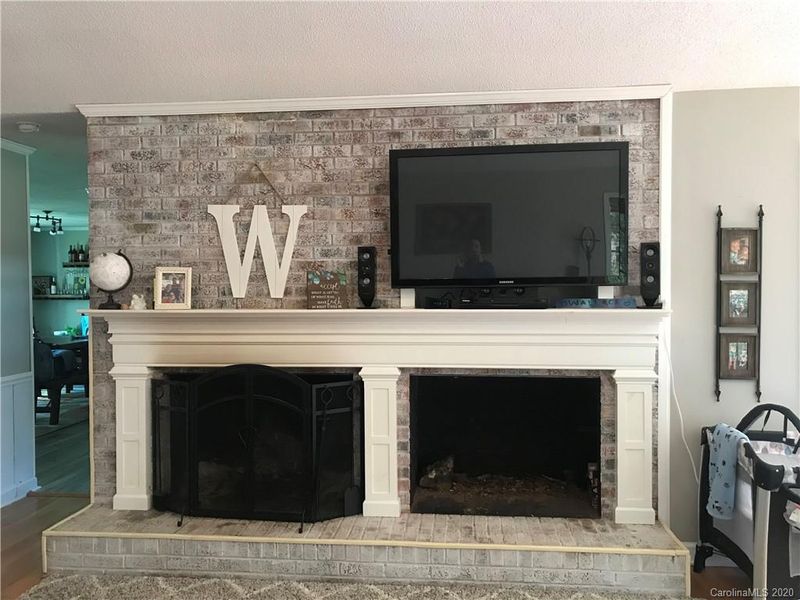 1254 Miles Rd, Dallas, NC 28034