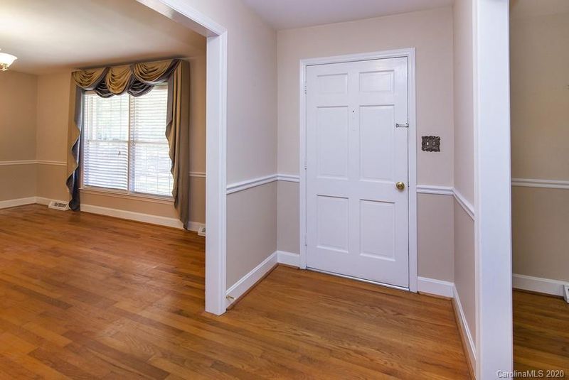 1233 Castlegate St #9, Gastonia, NC 28054