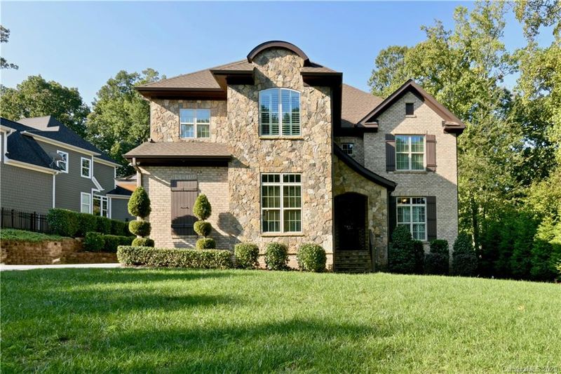 19005 Lakehouse Pointe Dr, Cornelius, NC 28031