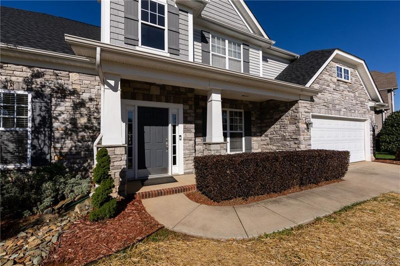 8006 Magna Ln, Indian Trail, NC 28079