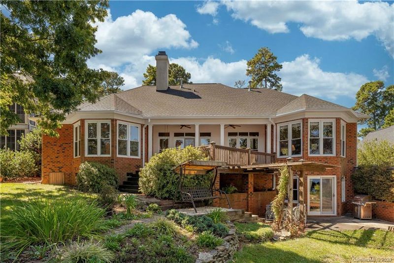 20350 Pinehurst Dr, Cornelius, NC 28031