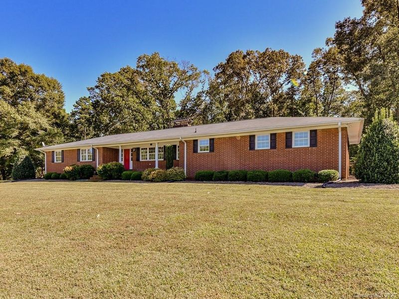 1118 Tom Helms Rd, Monroe, NC 28110
