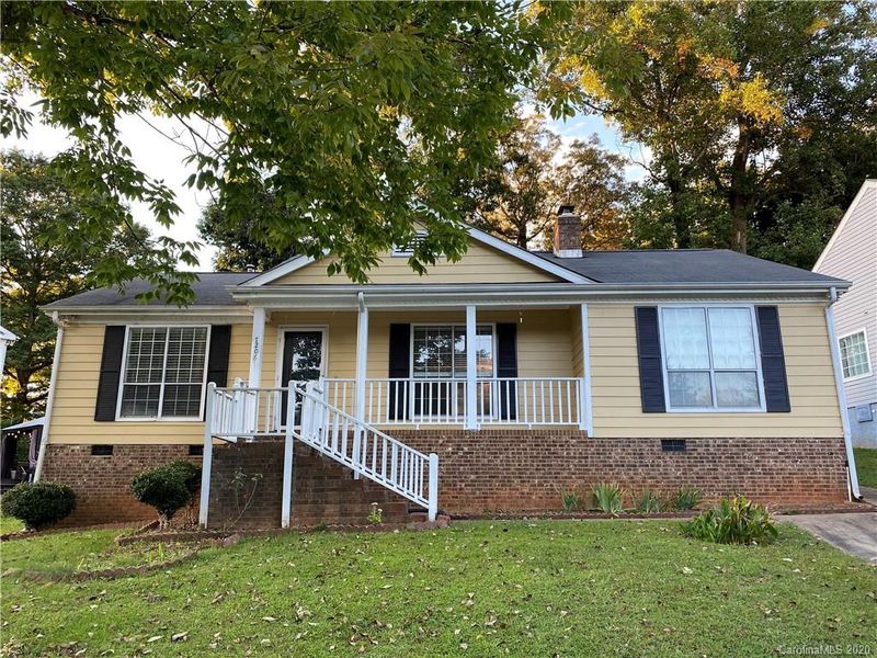 7206 Rena Mae Ln, Charlotte, NC 28227