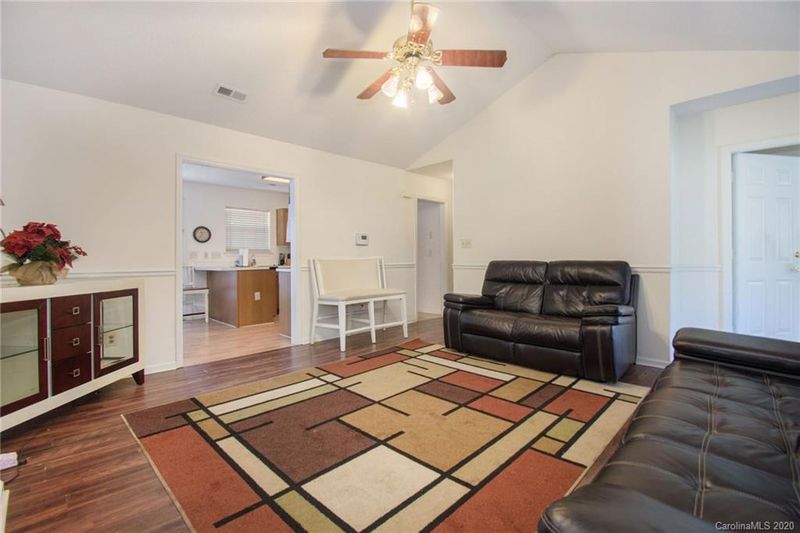 8720 Kismet Dr, Charlotte, NC 28214