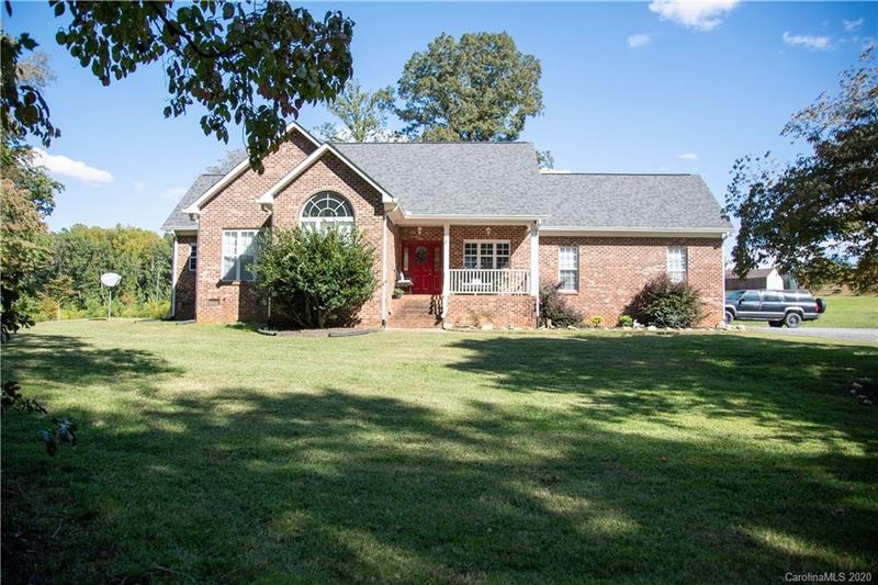 9130 Vagabond Rd, Charlotte, NC 28227