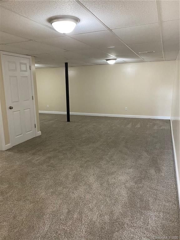 21 Claridge Ct, Newton, NC 28658