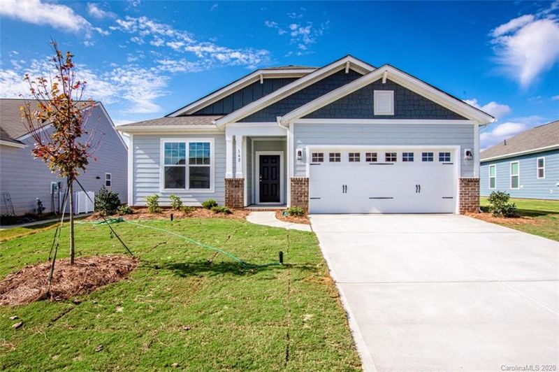 162 Glastonbury Dr, Mooresville, NC 28115