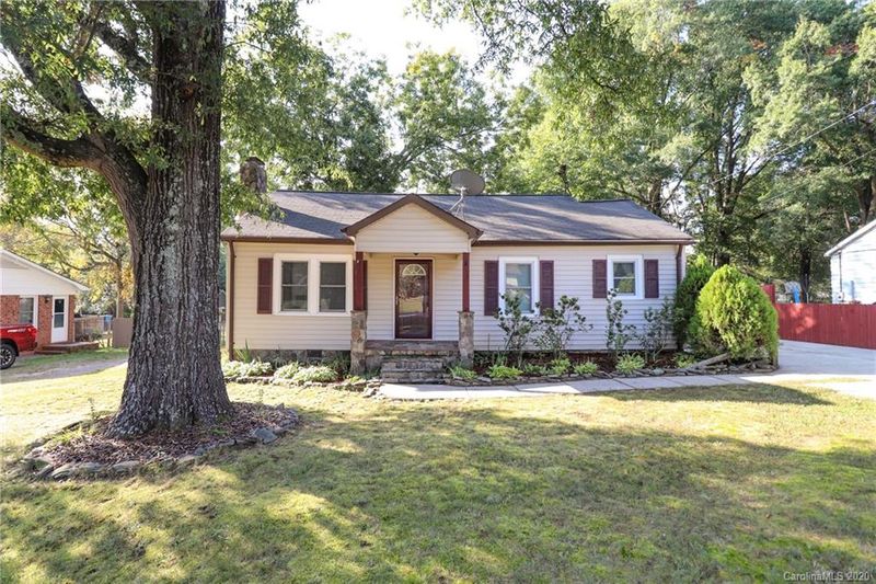 33 Walnut Ave, Concord, NC 28027