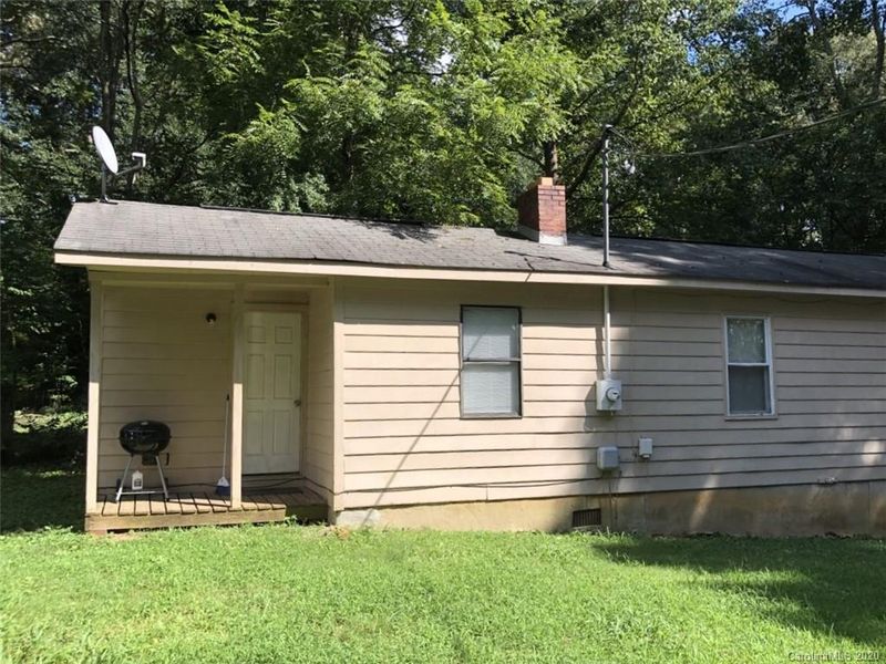 310 Carson Dr, Gastonia, NC 28052