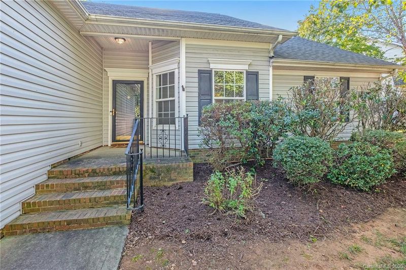 4308 Canipe Dr, Charlotte, NC 28269