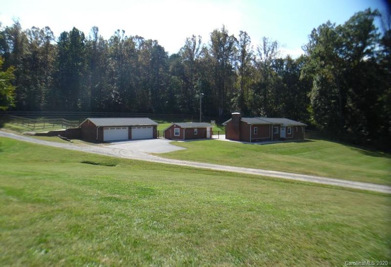 1685 E Nc 10 Hw E, Newton, NC 28658