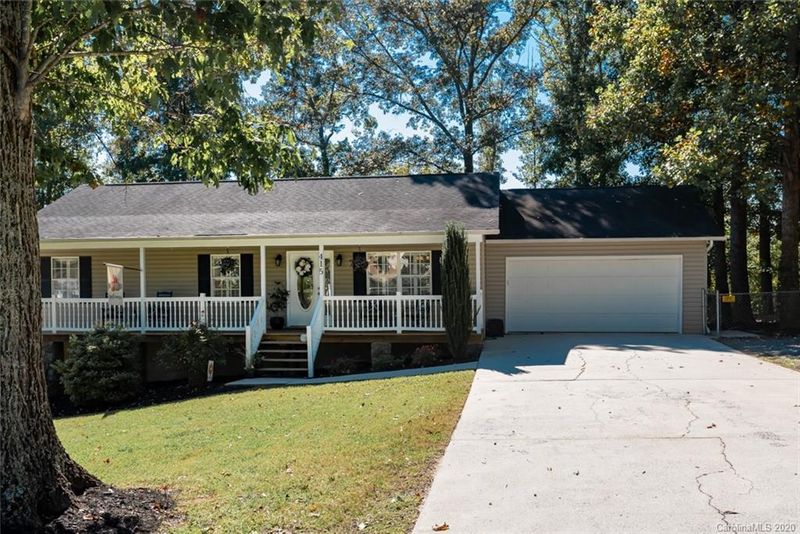 415 E L St, Newton, NC 28658