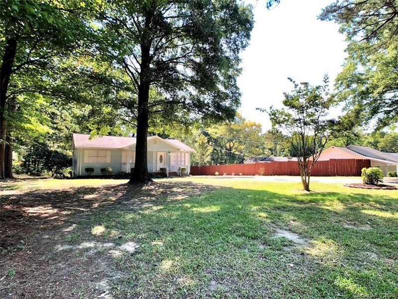 808 Morningside Rd, Charlotte, NC 28214
