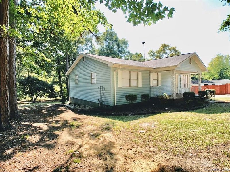 808 Morningside Rd, Charlotte, NC 28214
