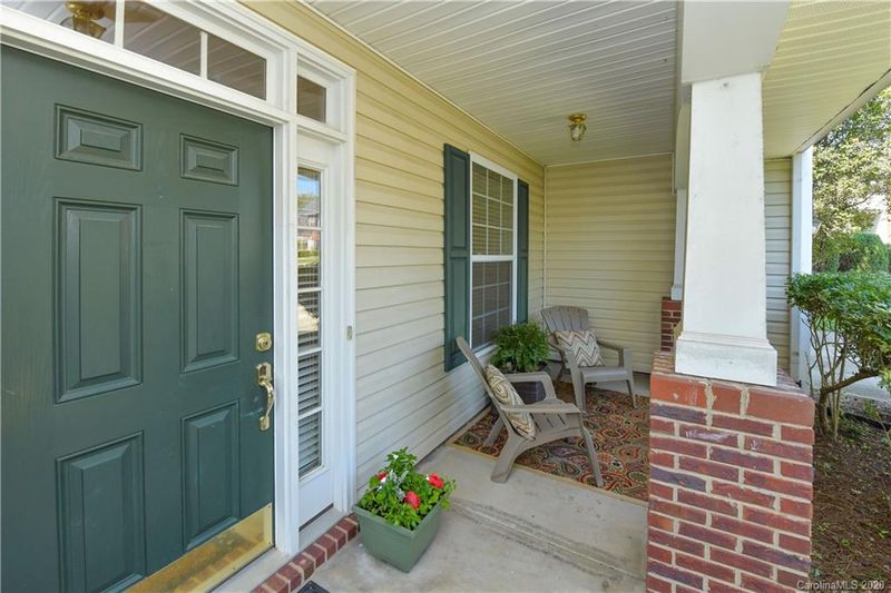 2108 Tommy Ln, Matthews, NC 28105